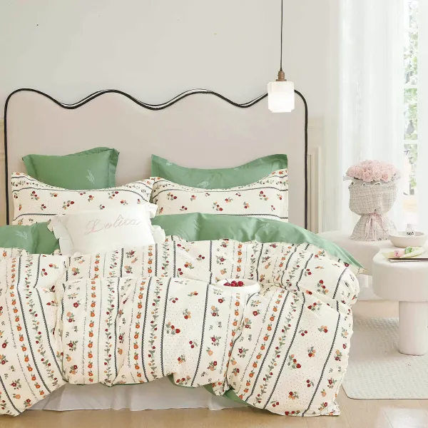 Double Satin Bedding Set Home Line Strawberries 176125